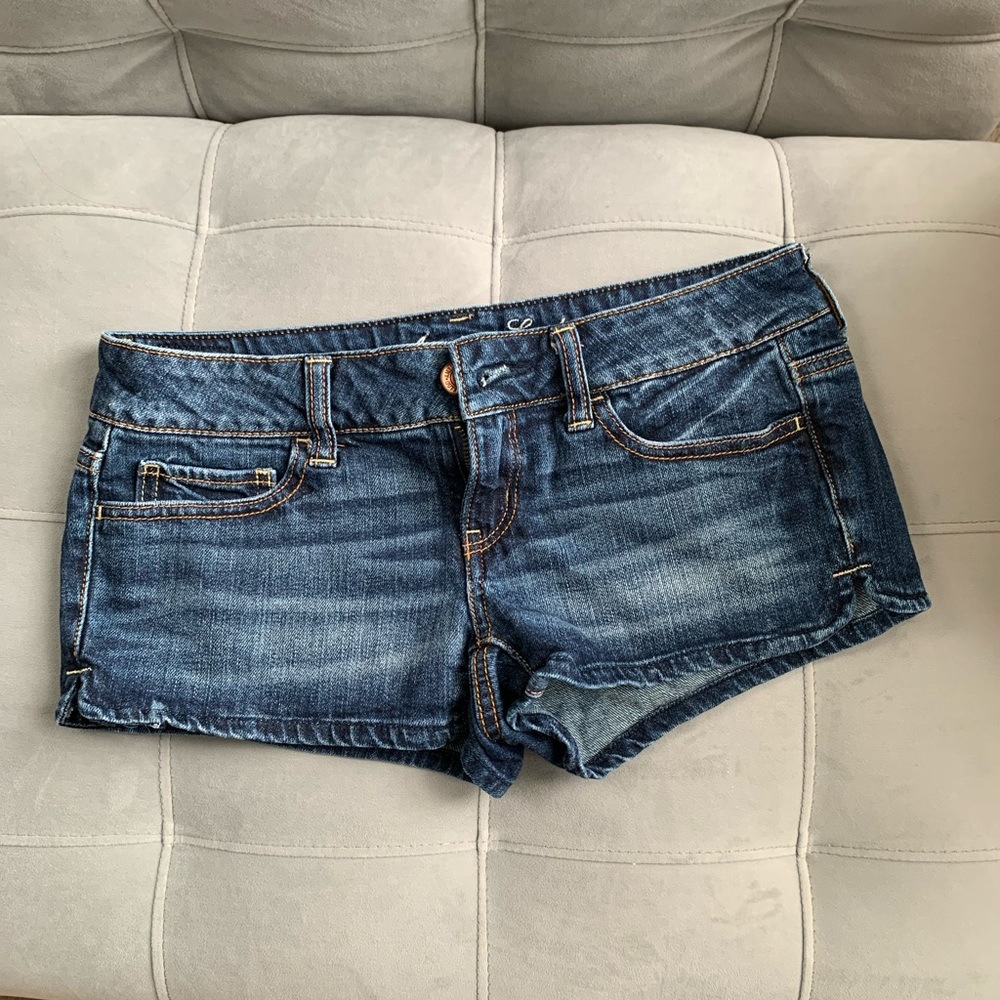 Low Rise American Eagle Shorts